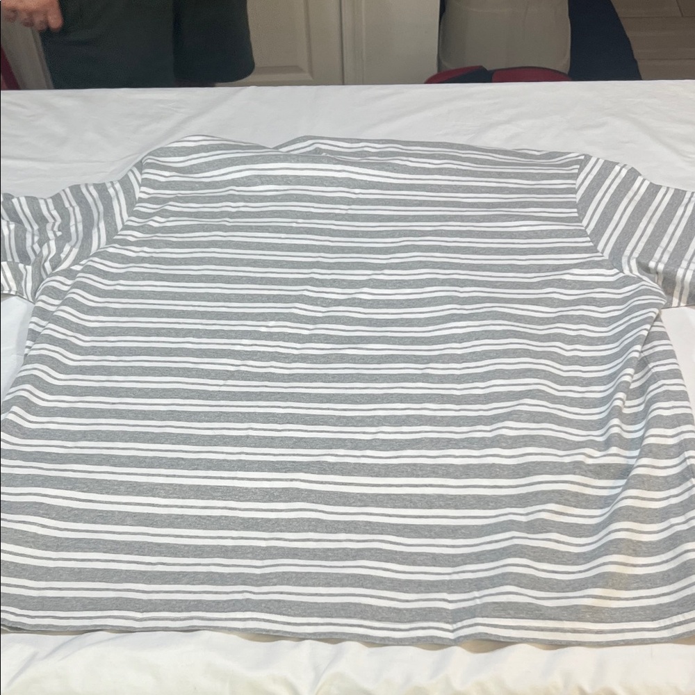 Levi's Striped Short Sleeve Tee - Picture 9 of 9